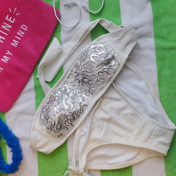 Vintage Xhilaration white and metallic bikini - Picture 2 of 3